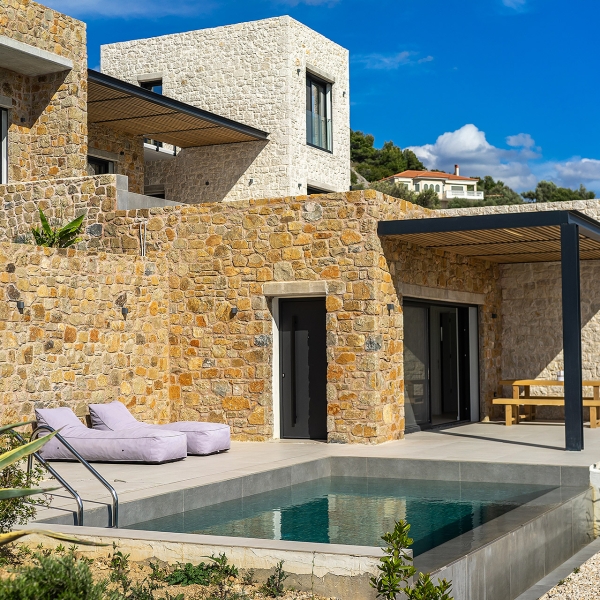Villa III
